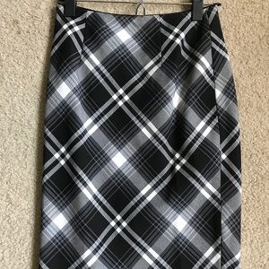 White House Black Market pencil skirt NWT
